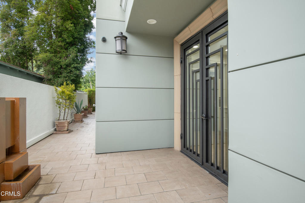 11961 Darlington Avenue 3