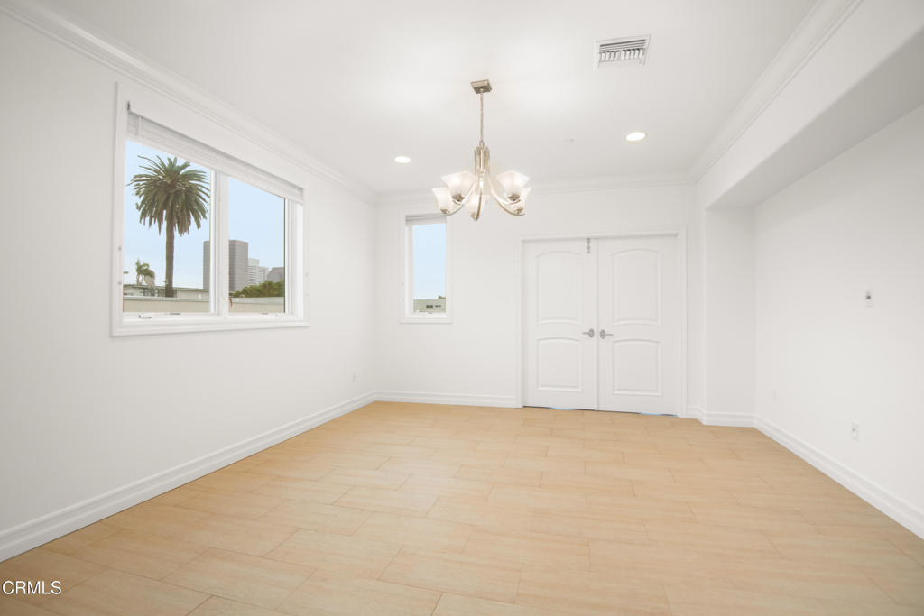 11961 Darlington Avenue 3