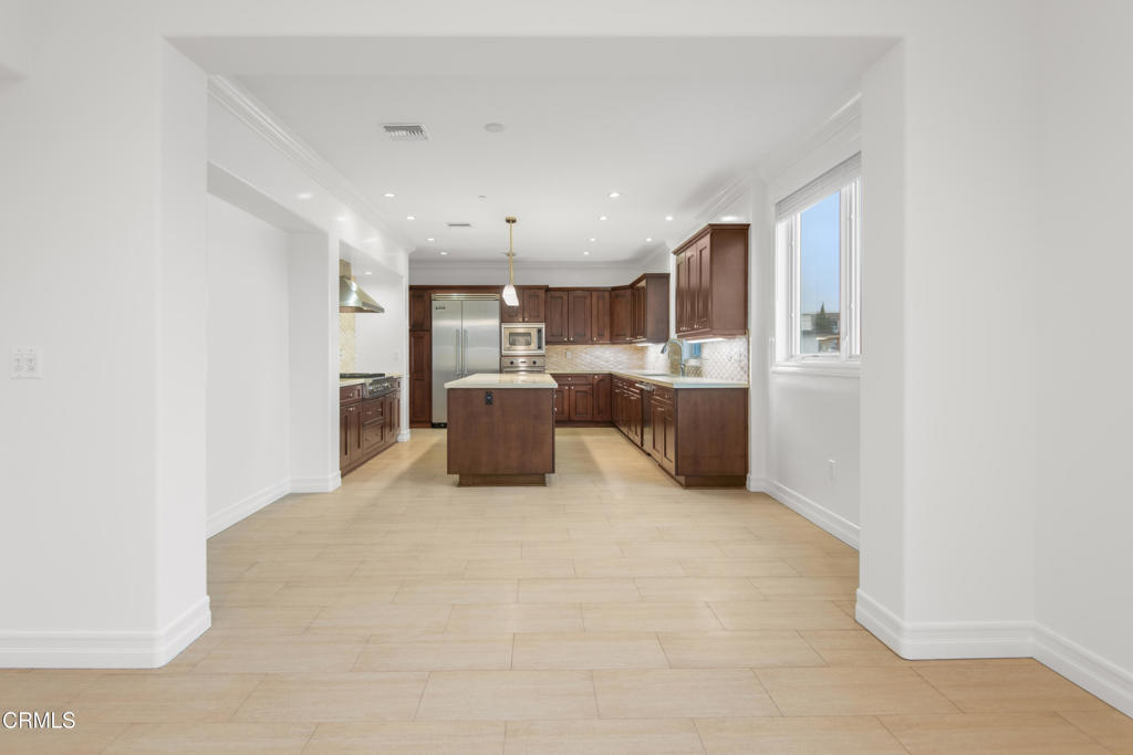 11961 Darlington Avenue 3