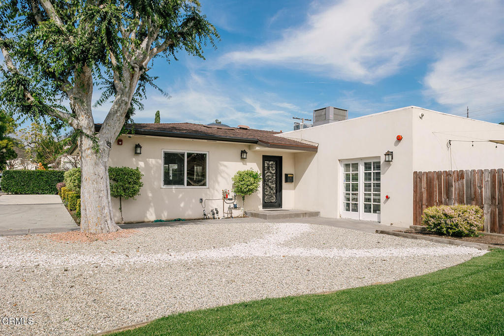 2506 Weston Place