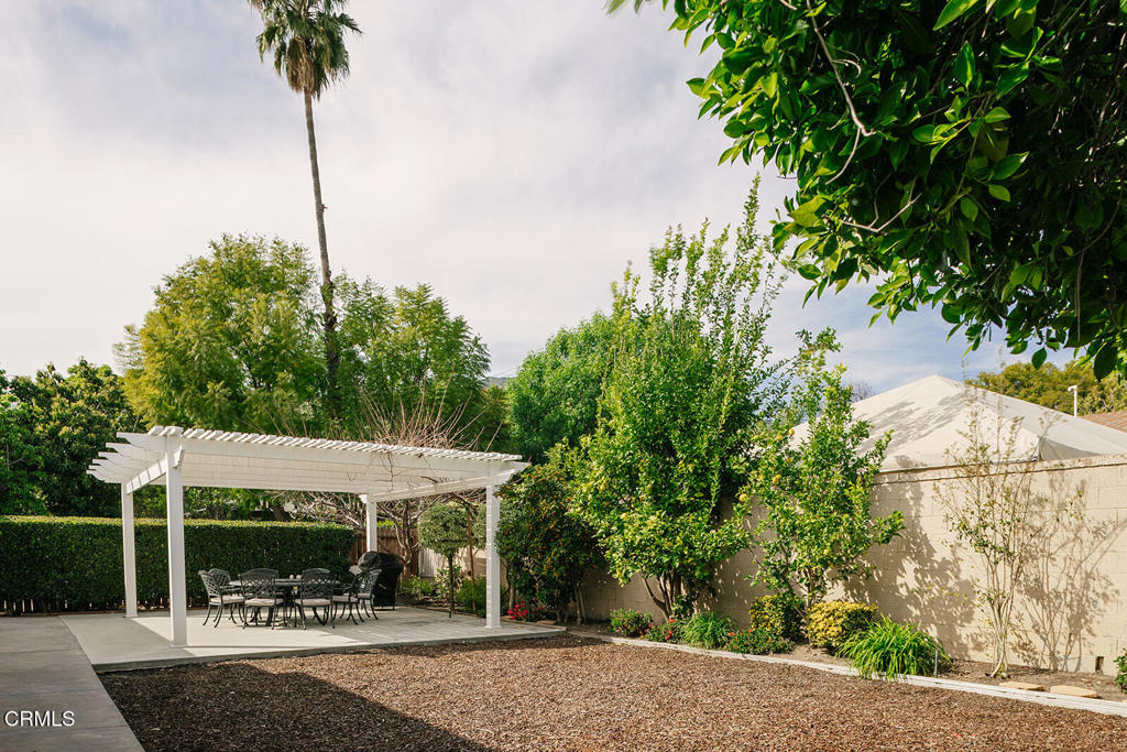 2506 Weston Place