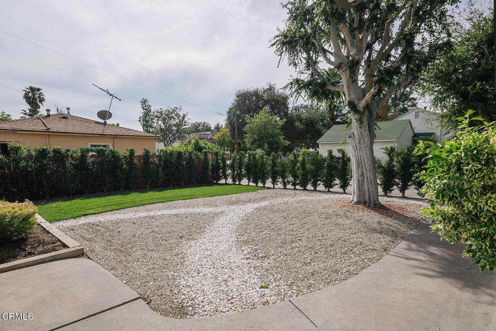 2506 Weston Place