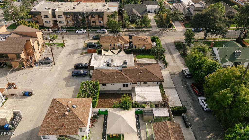 2506 Weston Place