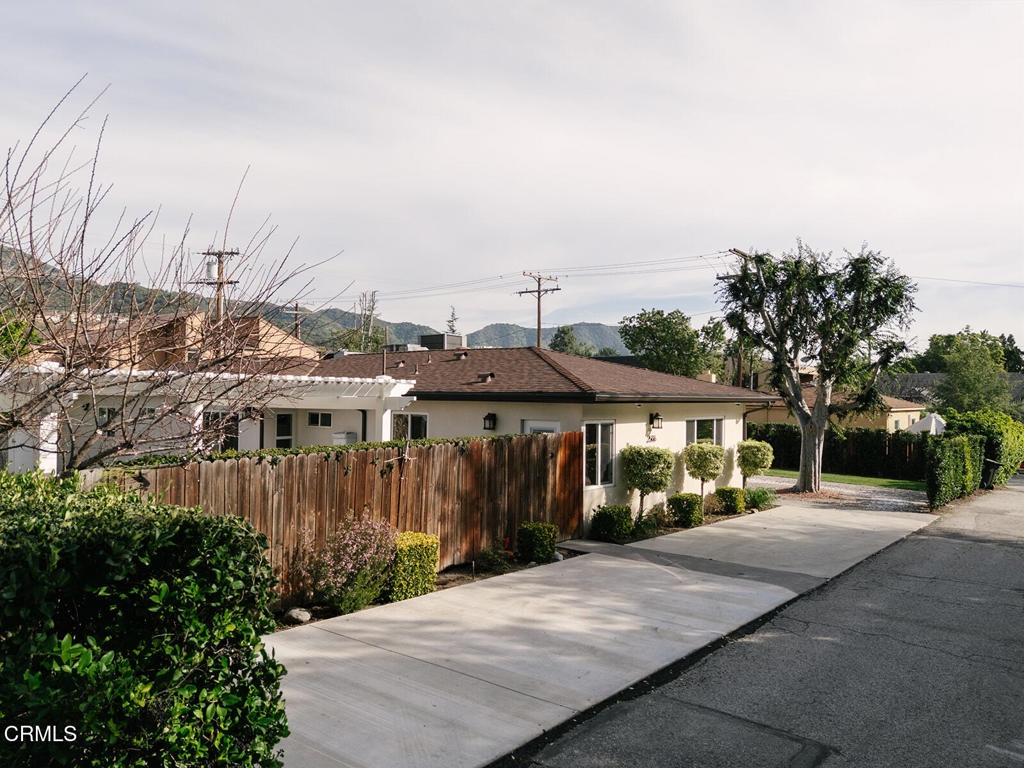 2506 Weston Place
