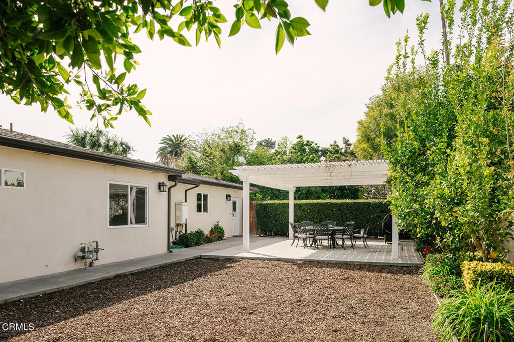 2506 Weston Place