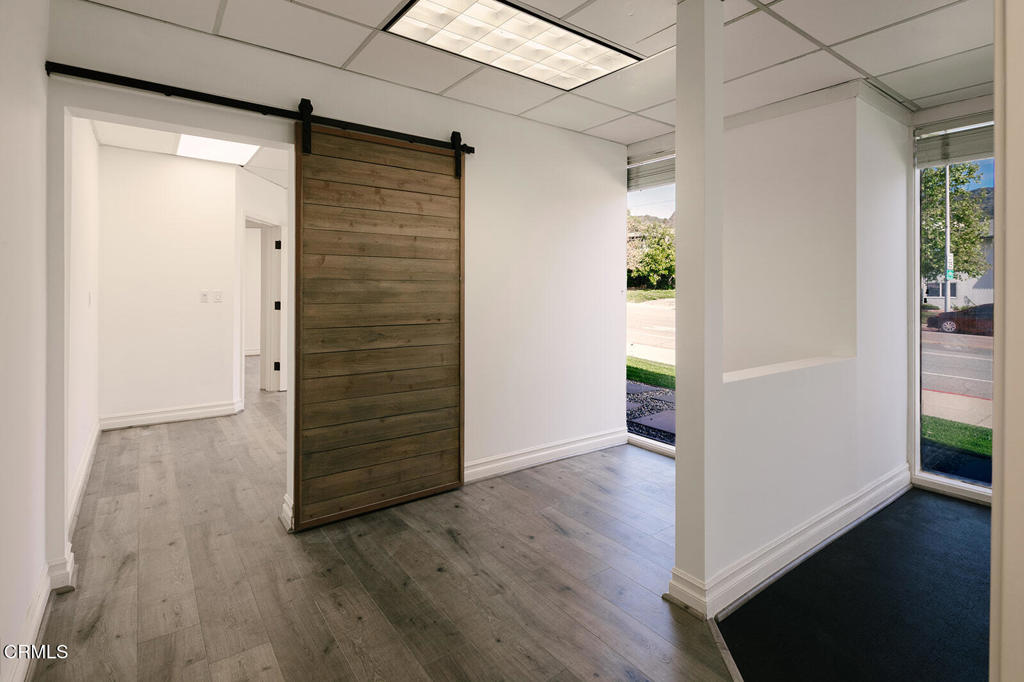 2505 Canada Boulevard 1