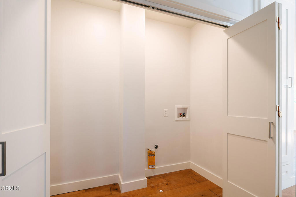 5447 Rock Castle Drive