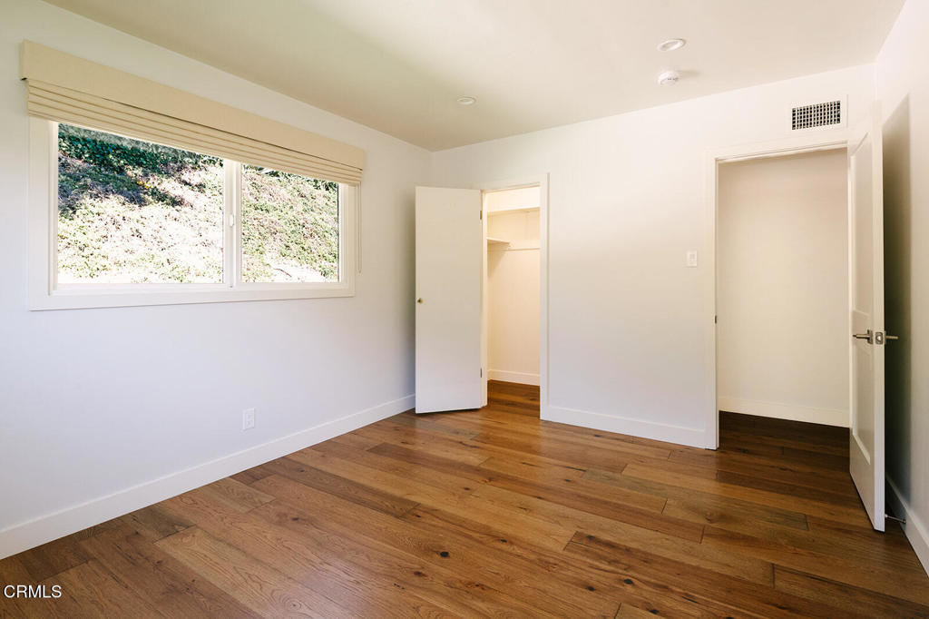 5447 Rock Castle Drive