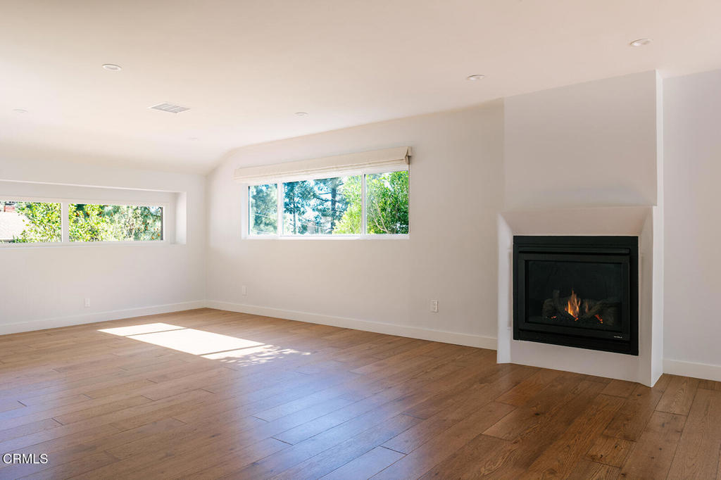 5447 Rock Castle Drive