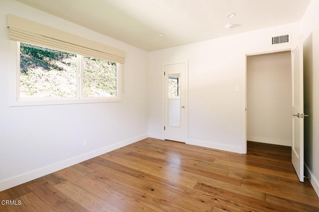 5447 Rock Castle Drive