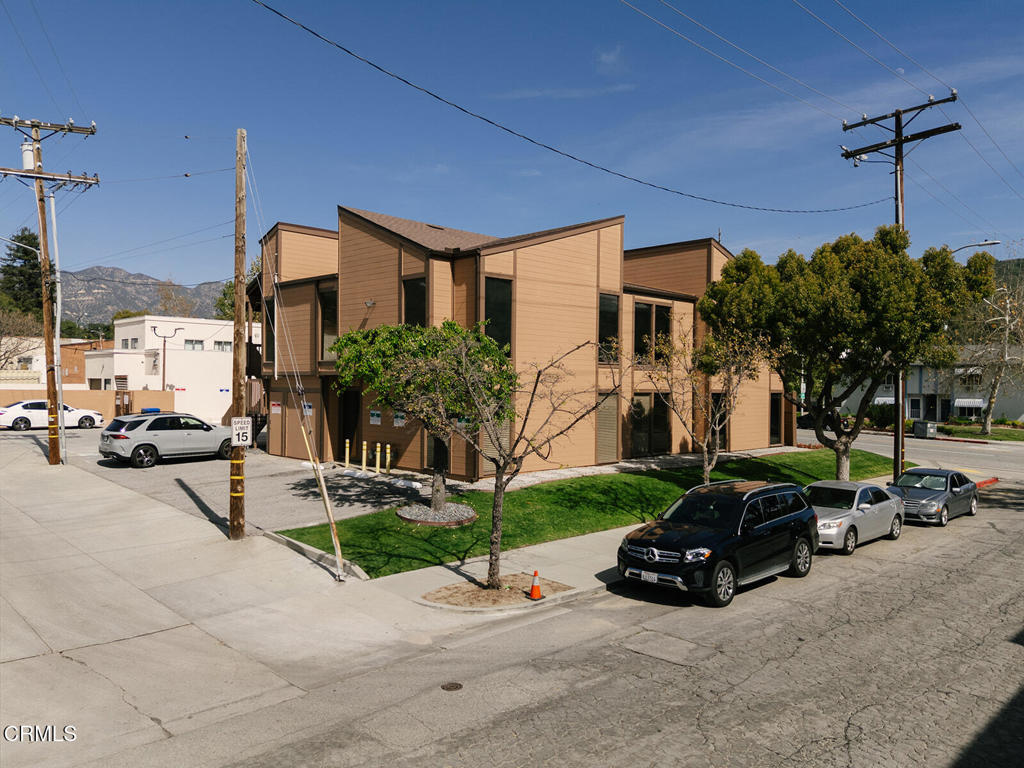 2505 Canada Boulevard