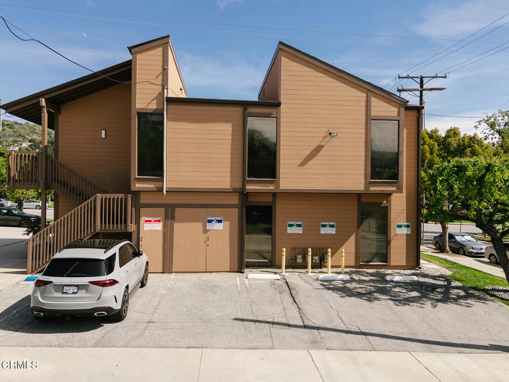 2505 Canada Boulevard