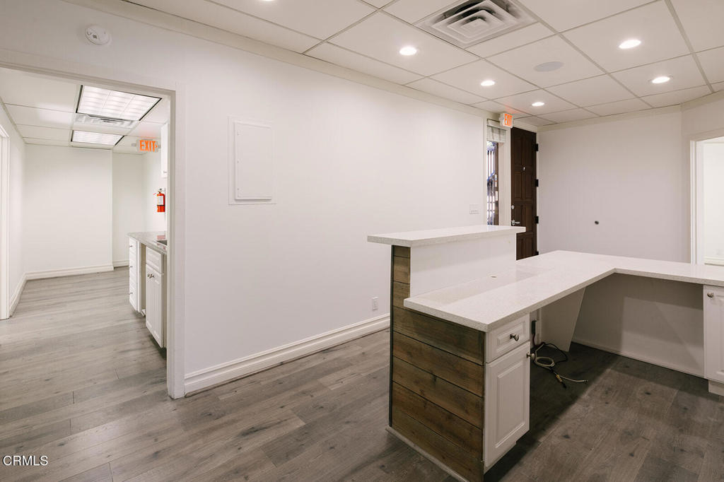 2505 Canada Boulevard