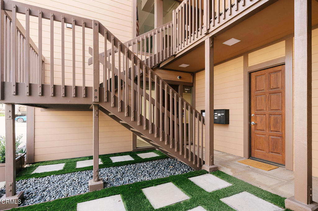 2505 Canada Boulevard