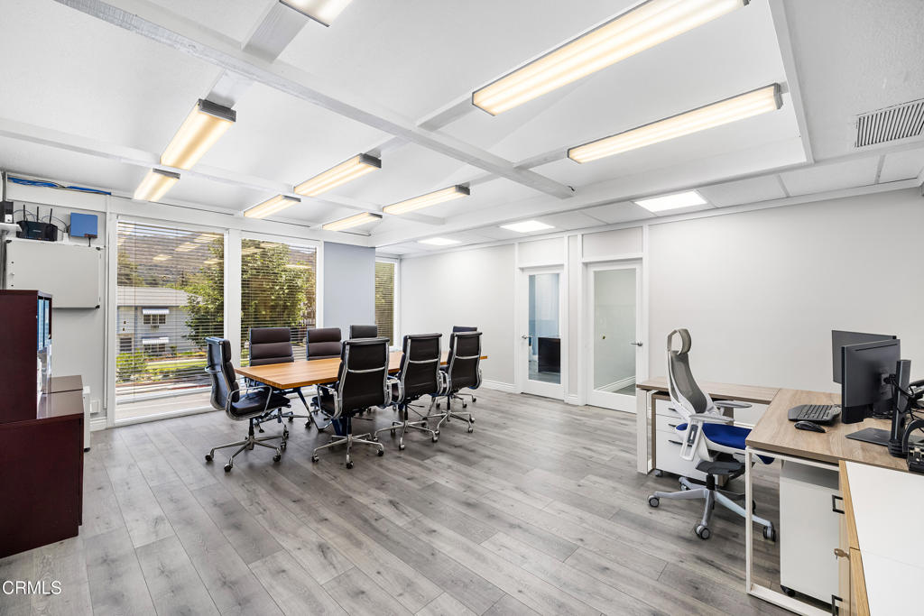 2505 Canada Boulevard