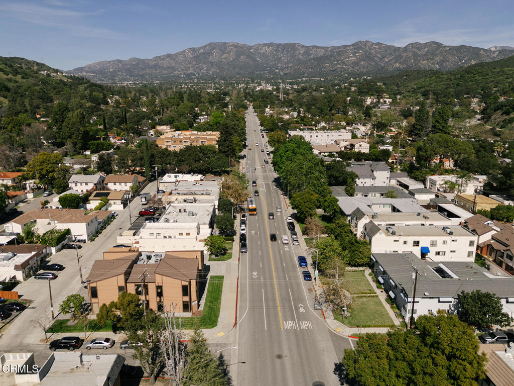 2505 Canada Boulevard