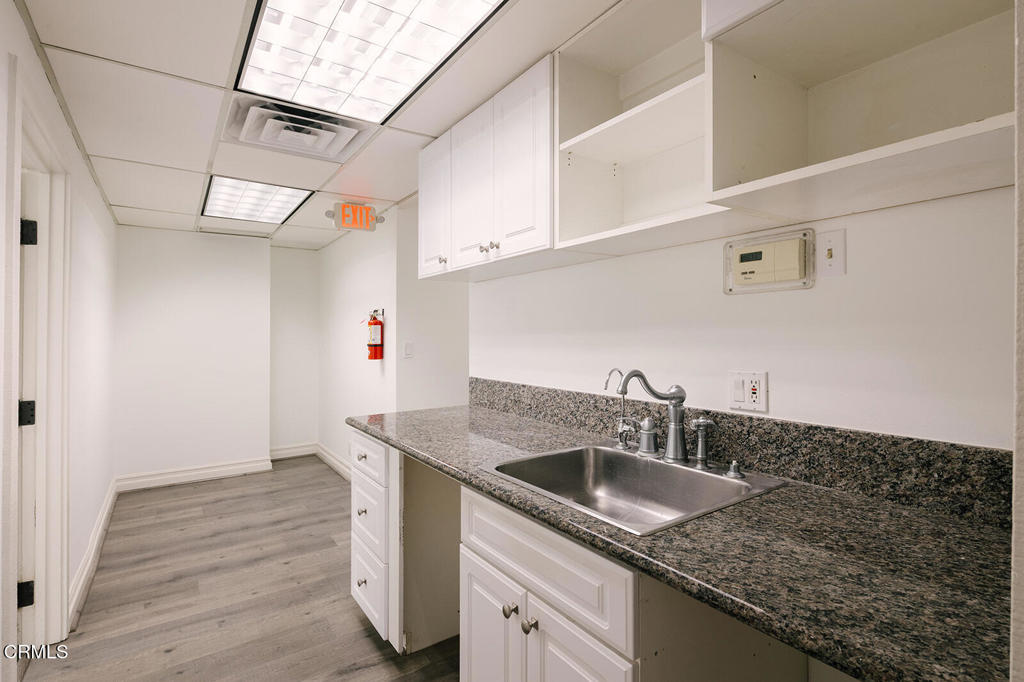 2505 Canada Boulevard