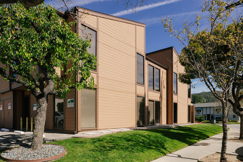 2505 Canada Boulevard