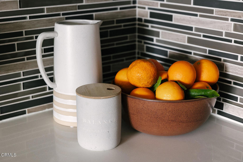 124 W Colorado Street 203