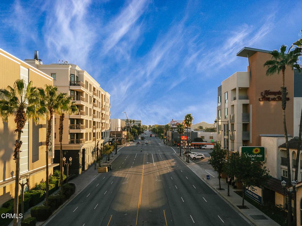 124 W Colorado Street 301