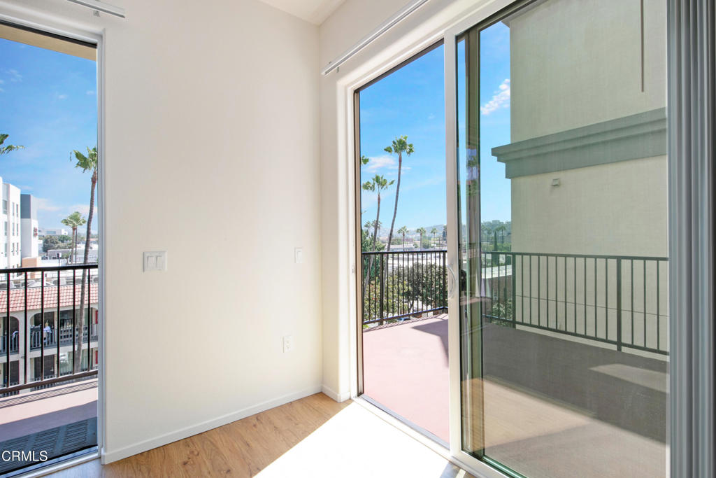 124 W Colorado Street 405