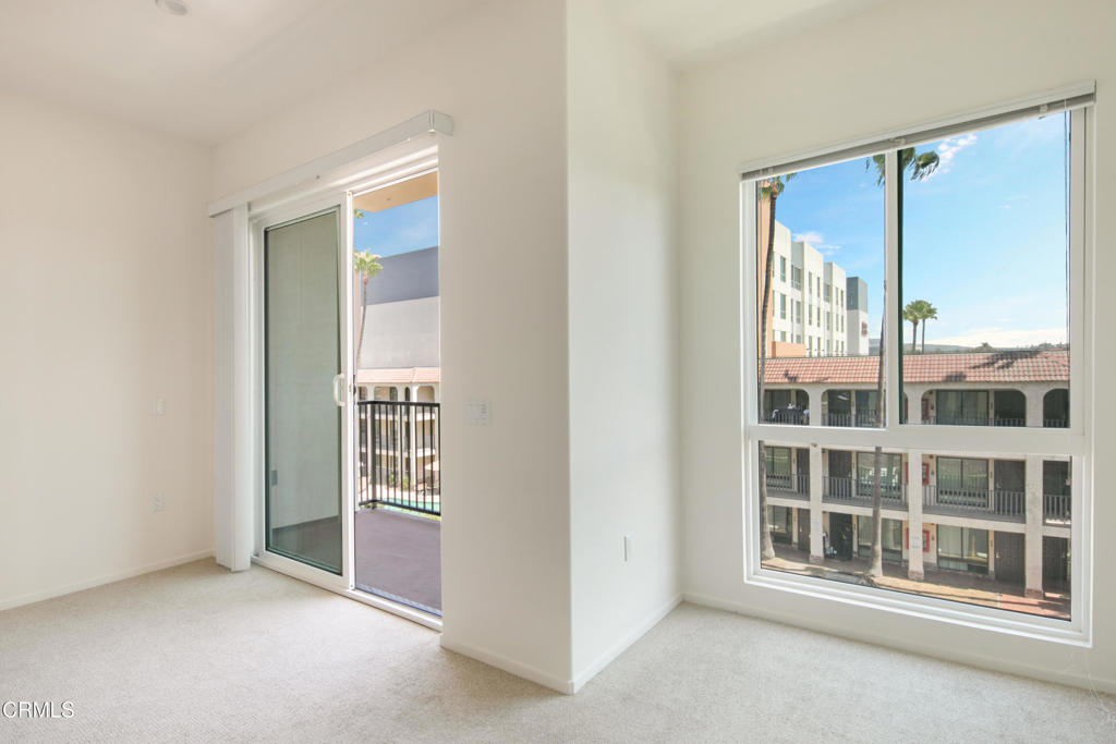 124 W Colorado Street 405