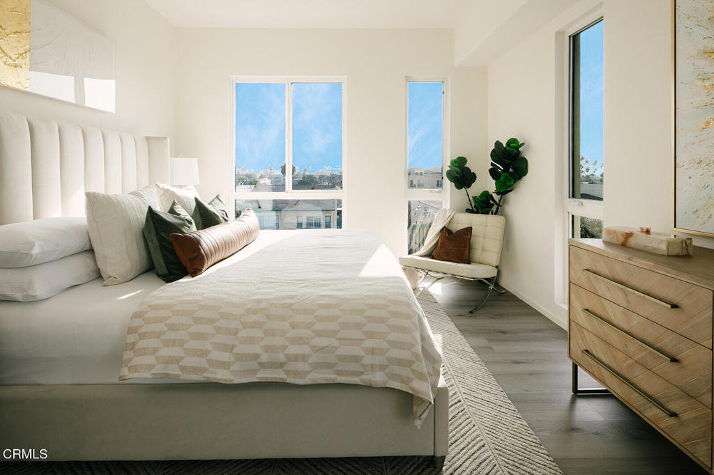 124 W Colorado Street 405