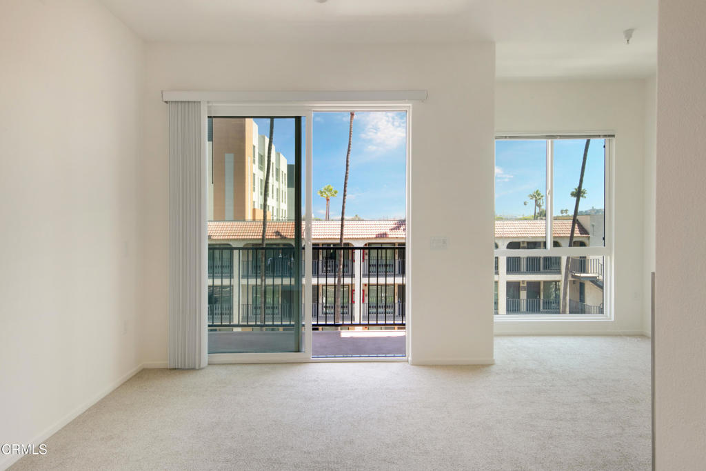 124 W Colorado Street 405
