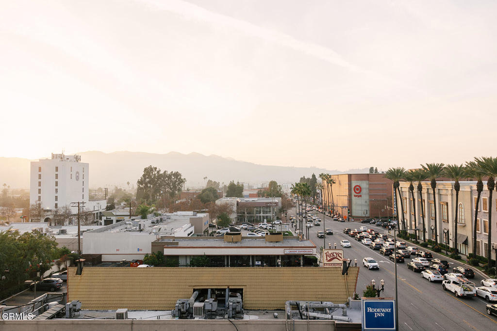 124 W Colorado Street 405