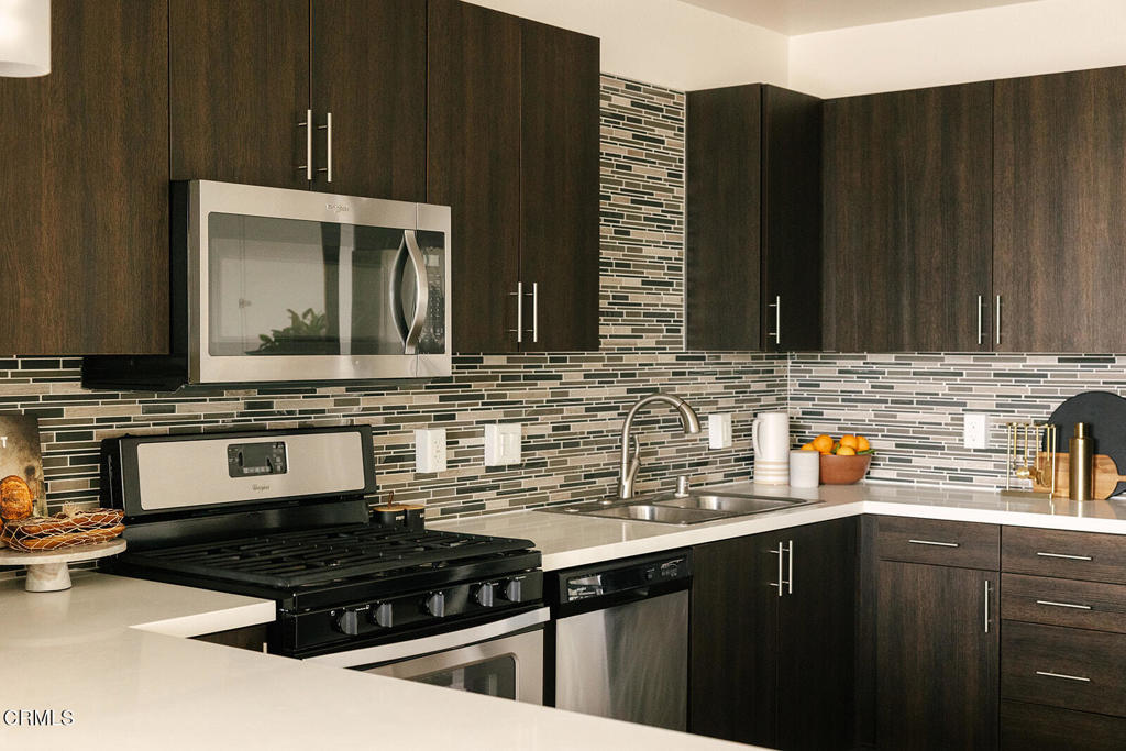 124 W Colorado Street 509