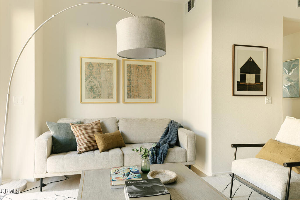 124 W Colorado Street 509