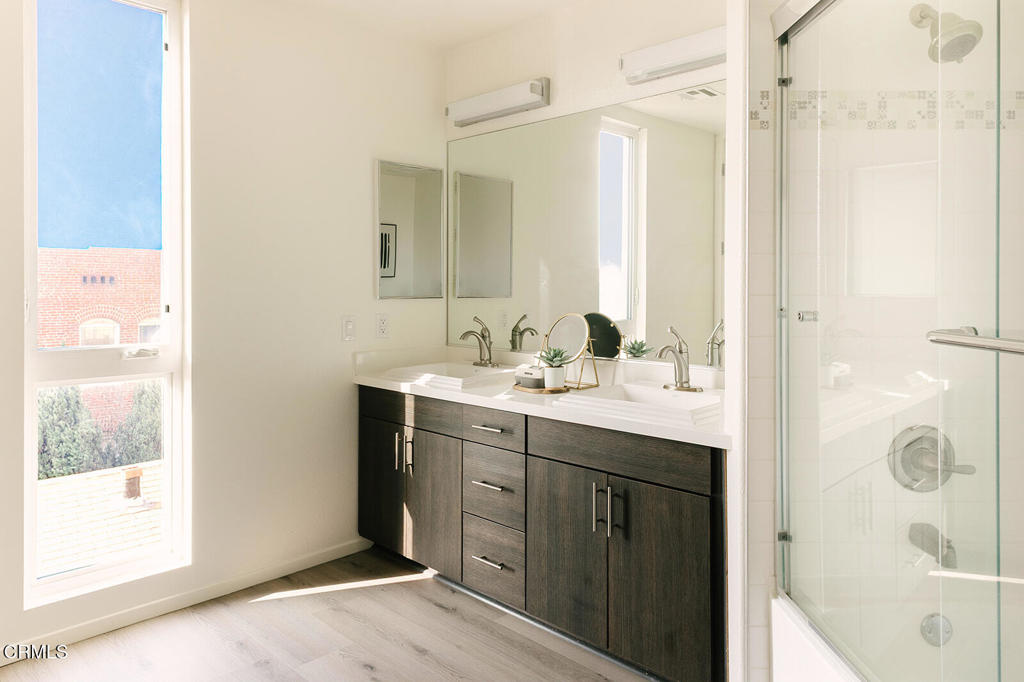 124 W Colorado Street 509