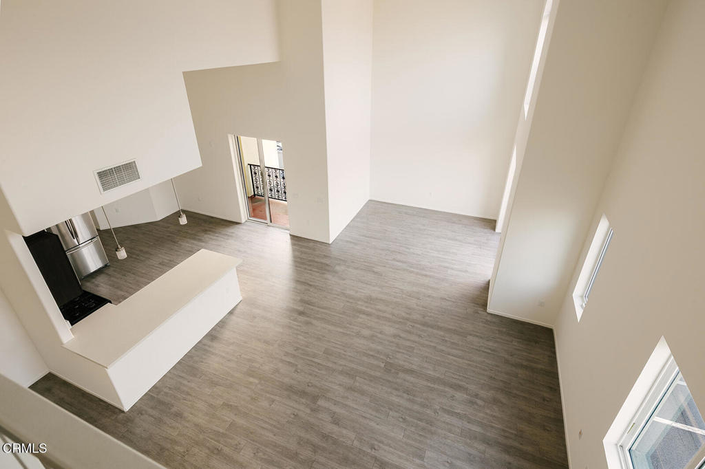124 W Colorado Street 511