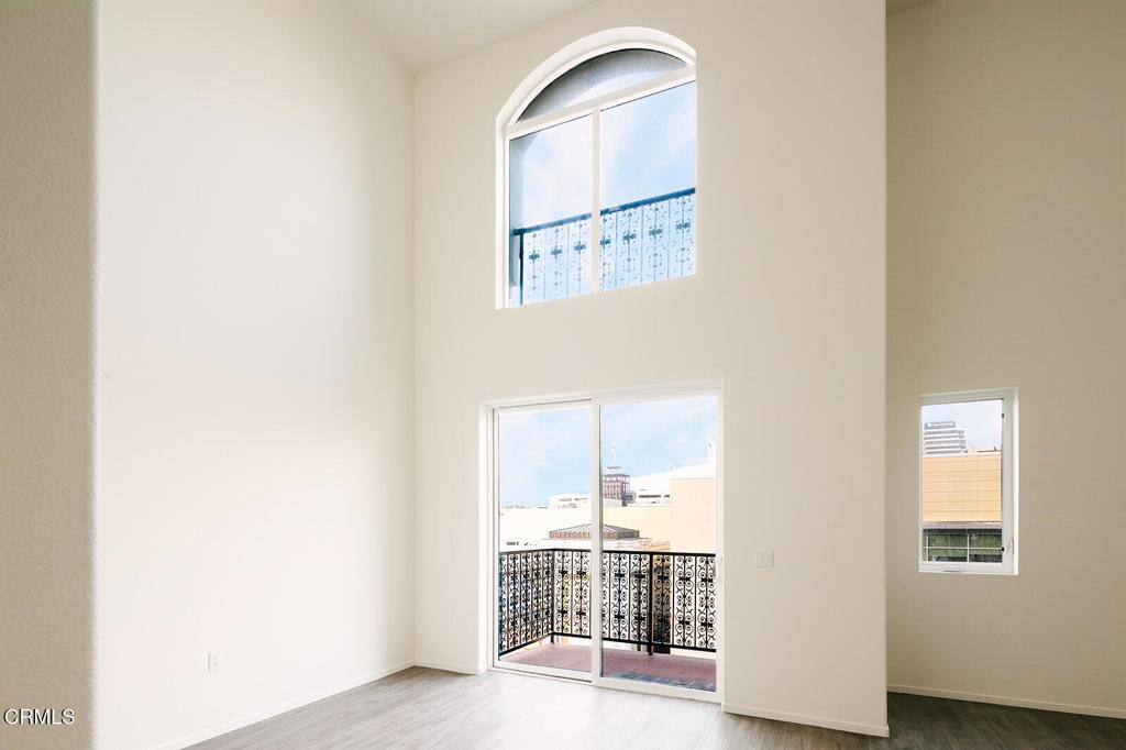 124 W Colorado Street 511
