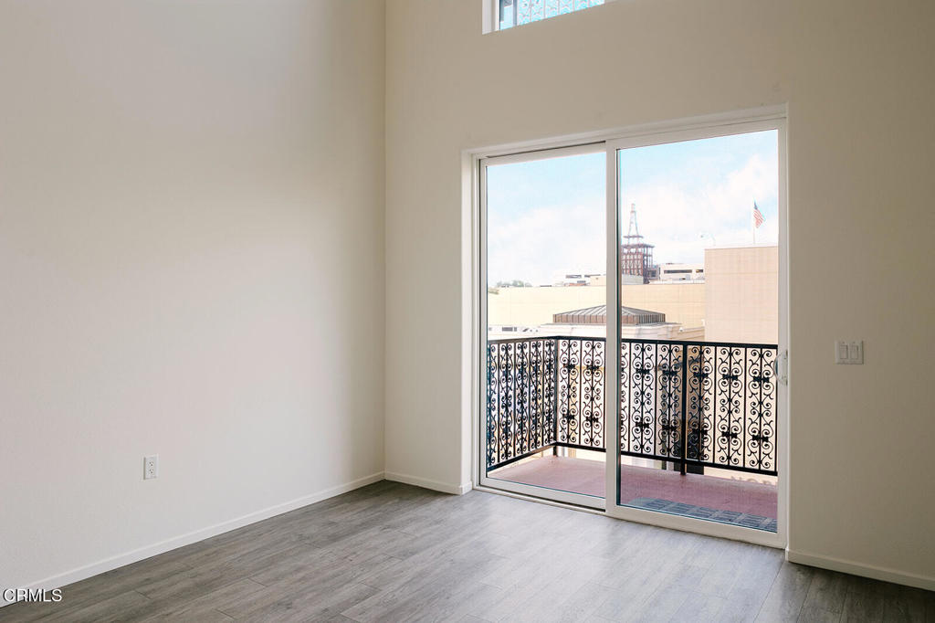 124 W Colorado Street 511
