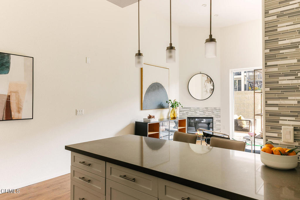 124 W Colorado Street 108