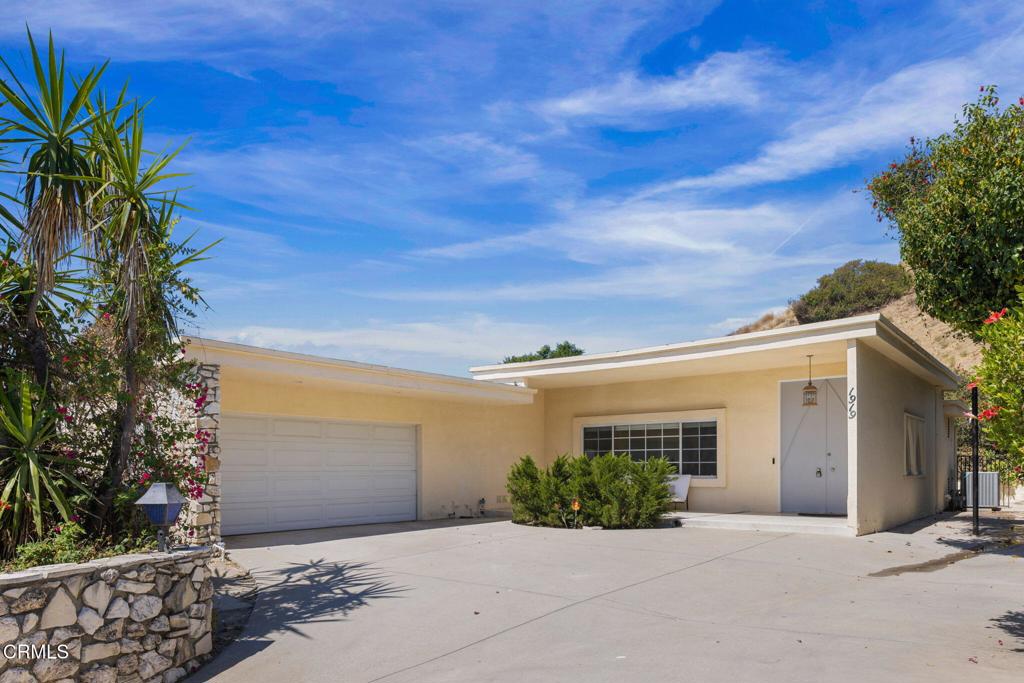 1919 Deermont Road