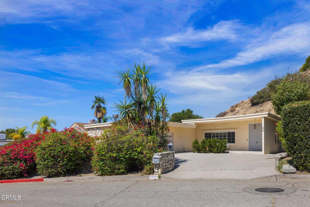 1919 Deermont Road