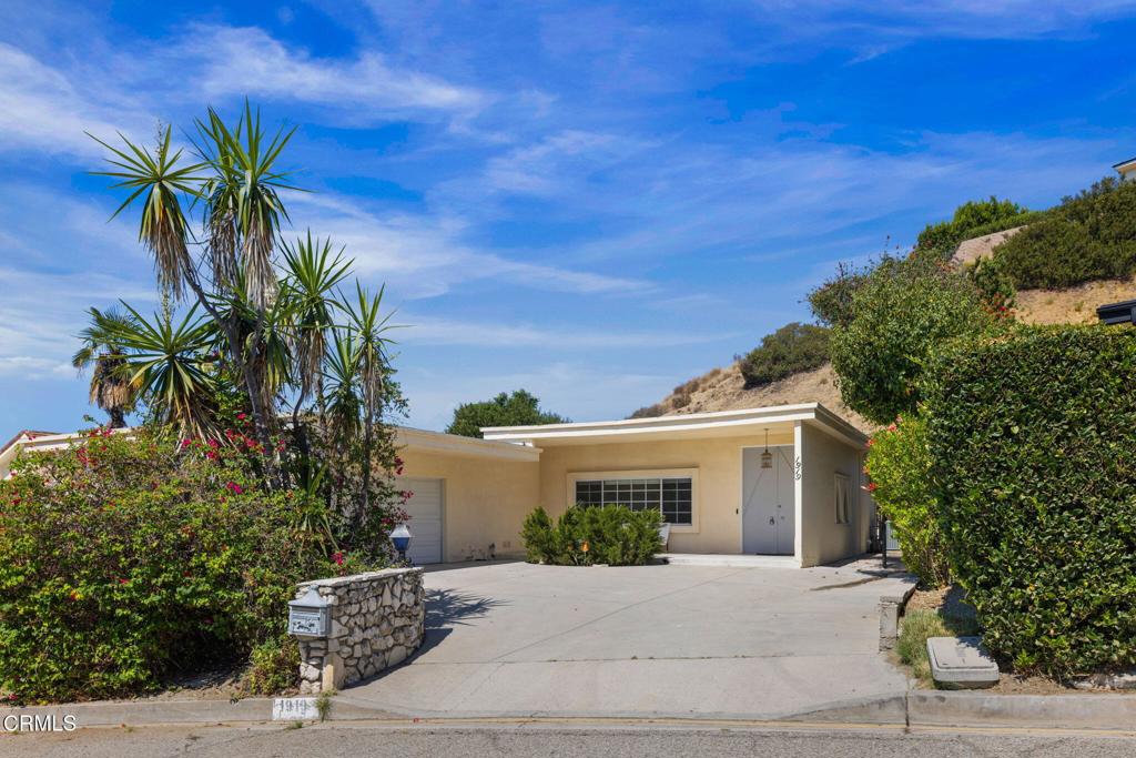 1919 Deermont Road