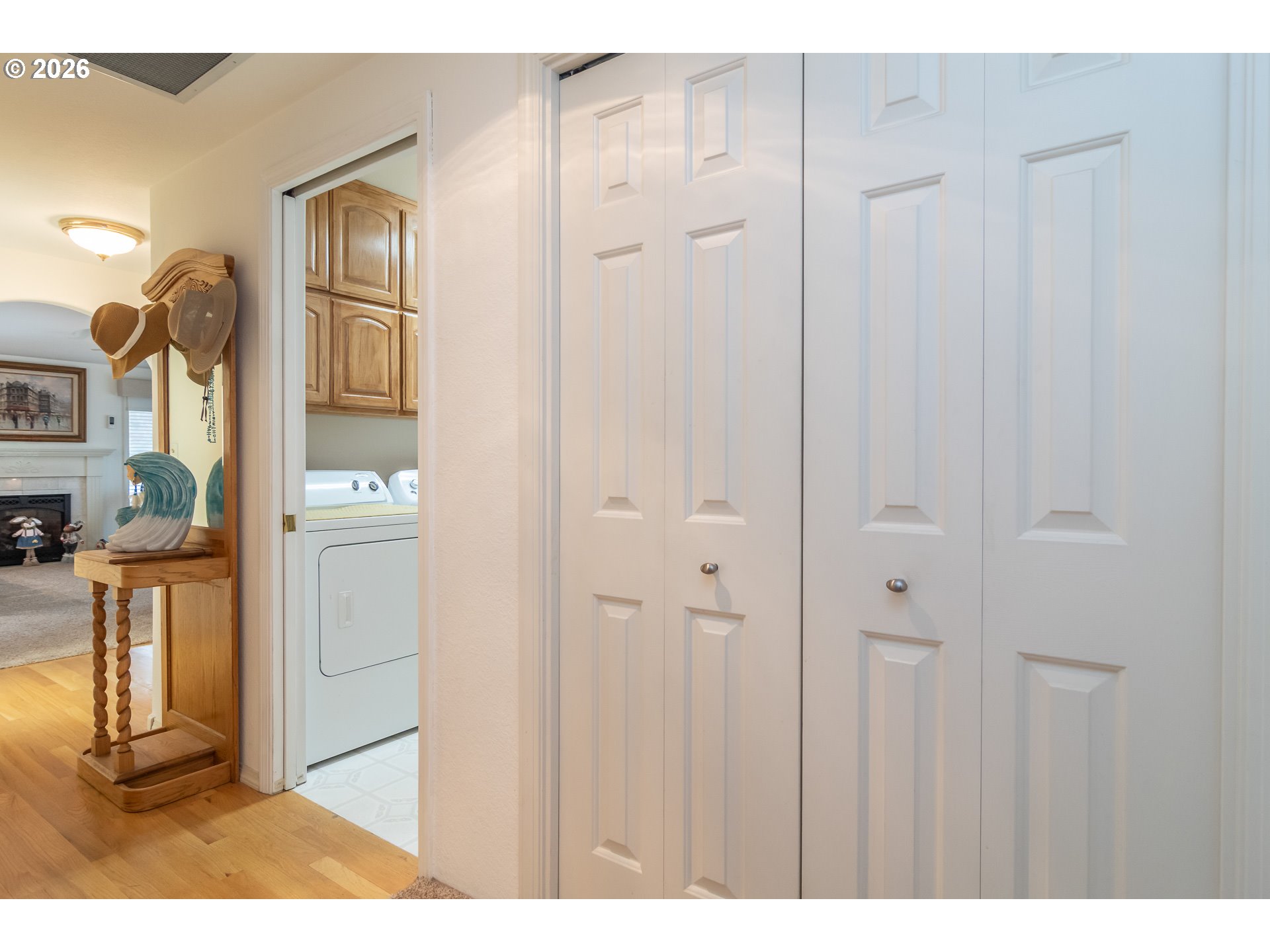 1213 NW RIVERFRONT DR