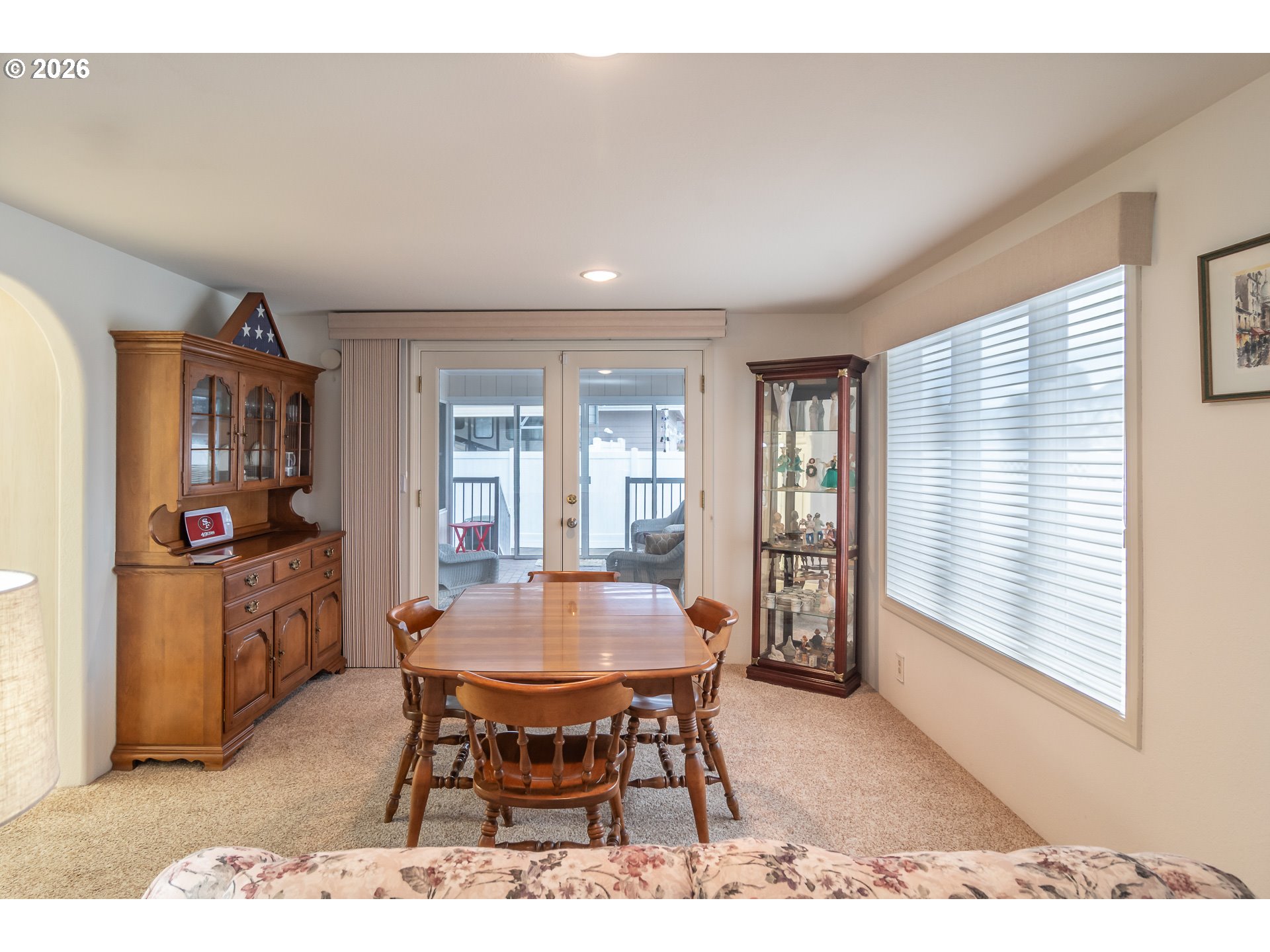 1213 NW RIVERFRONT DR