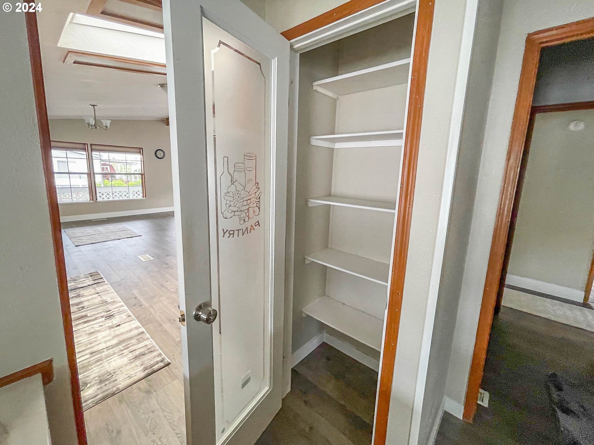 614 SHADOW RANCH LN