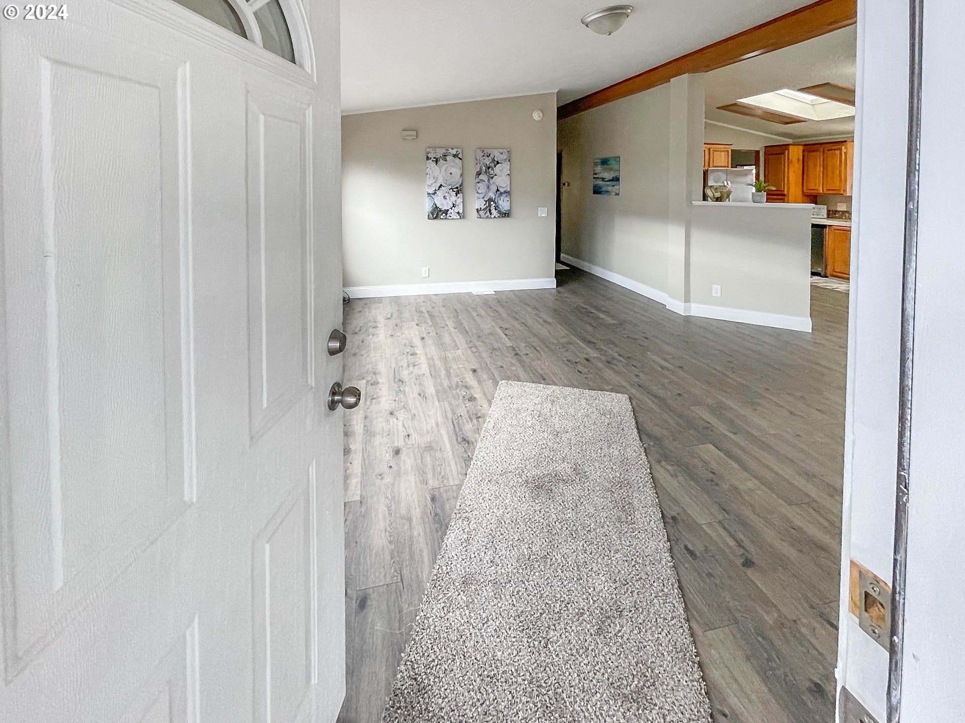 614 SHADOW RANCH LN