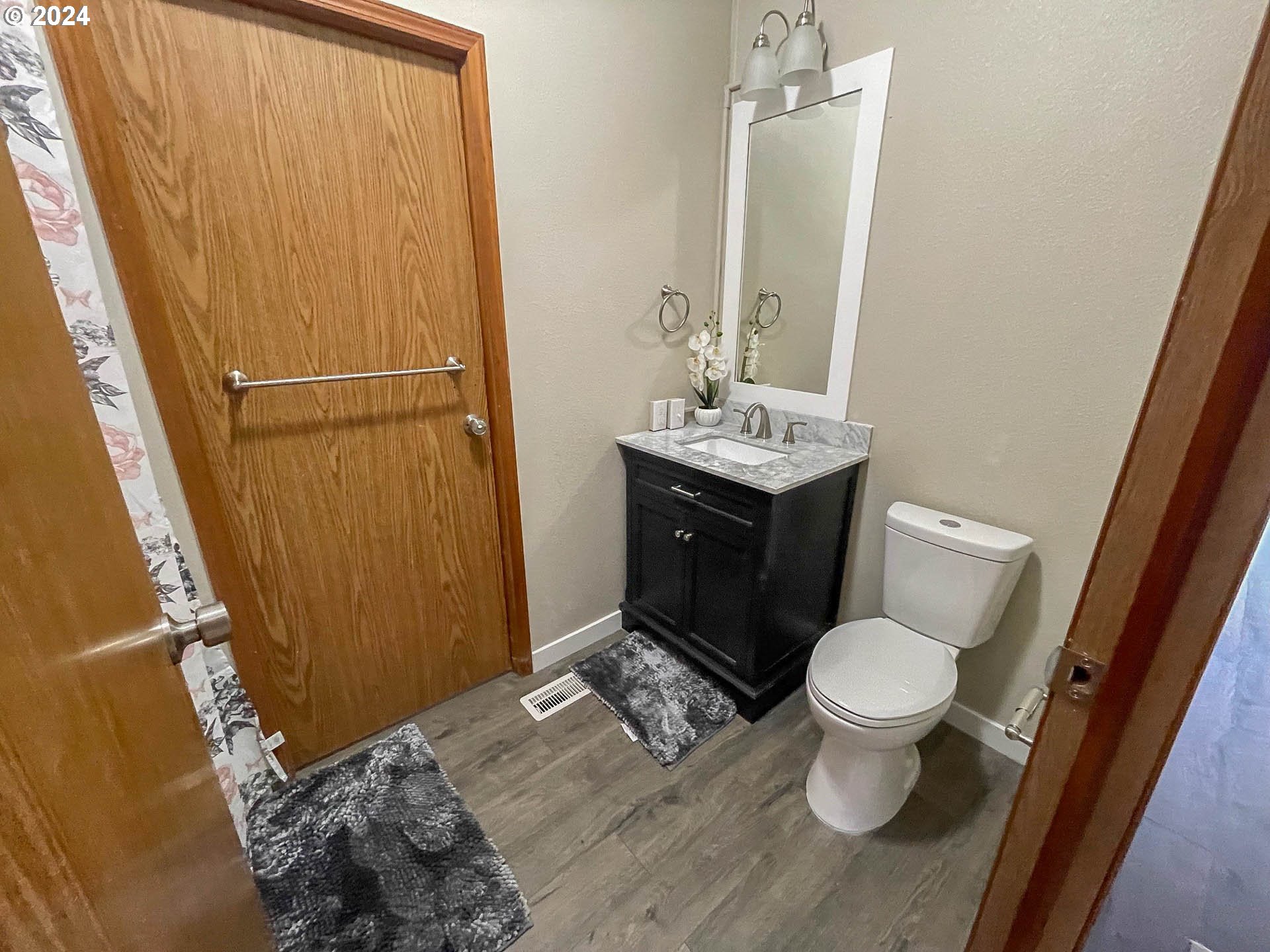 614 SHADOW RANCH LN