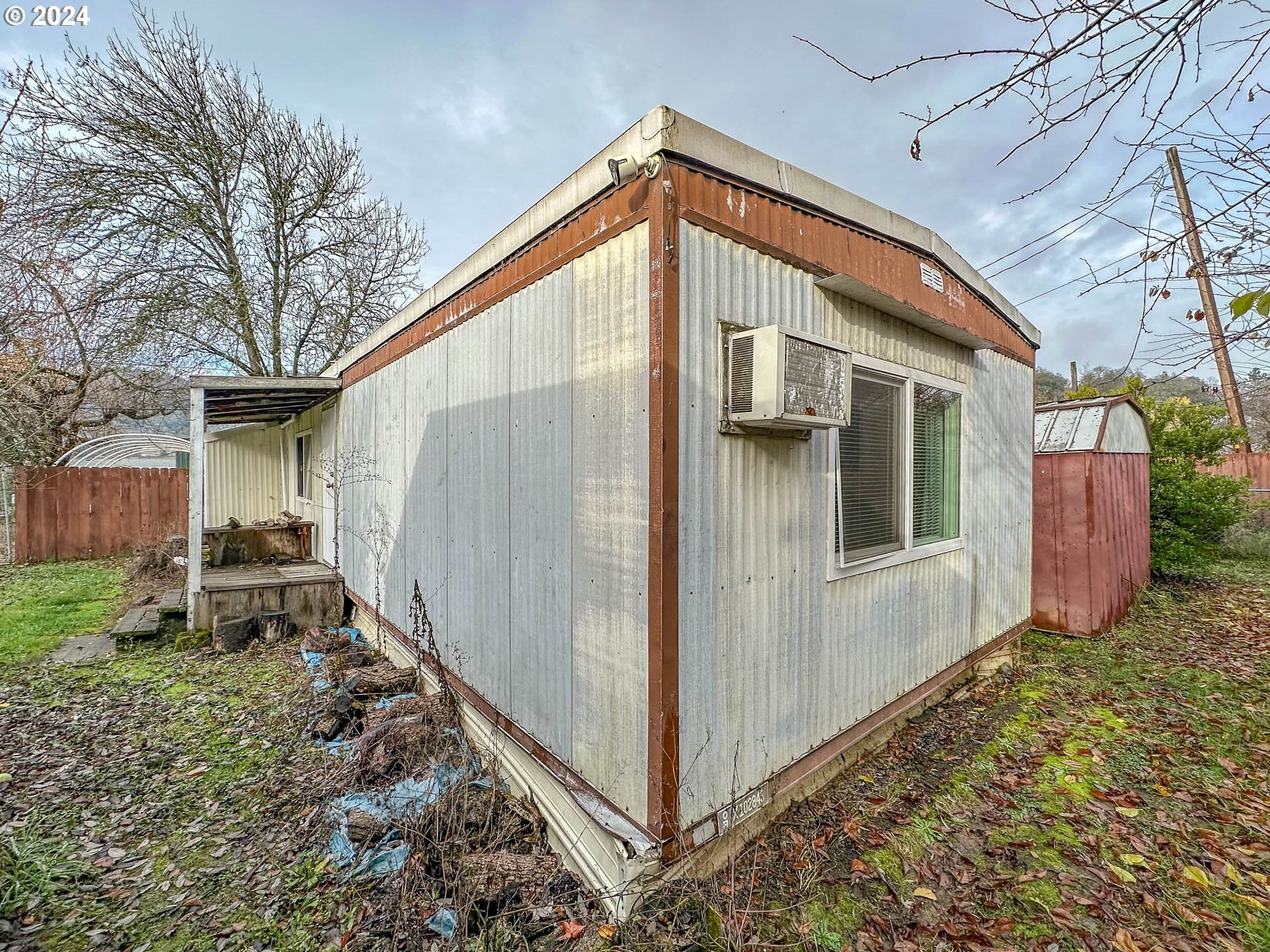 3709 NW JOSEPH ST