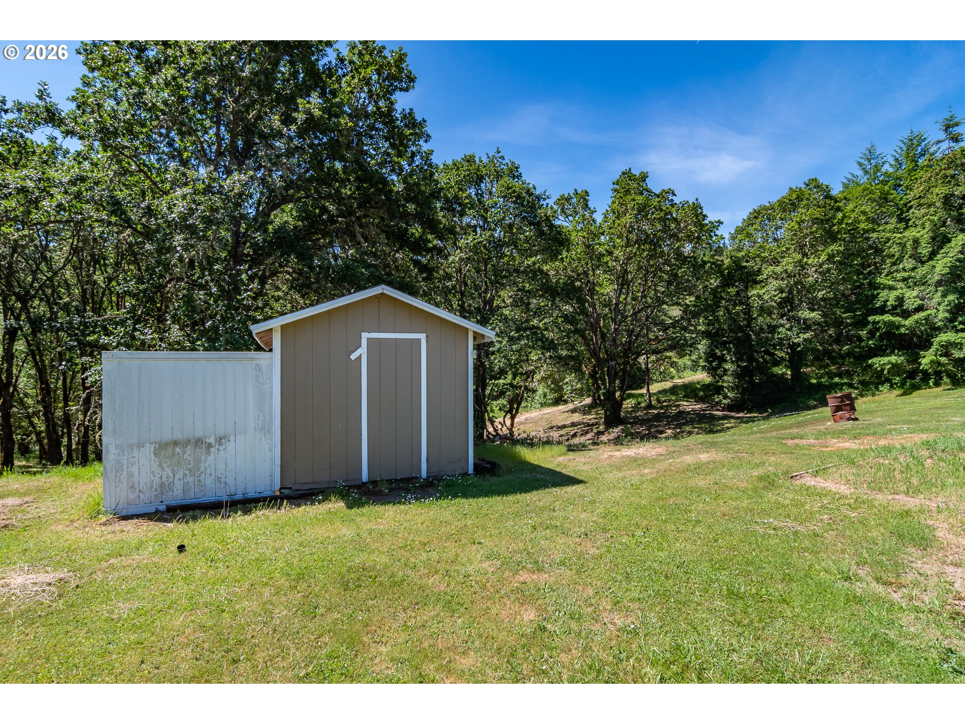 600 BECKER RD