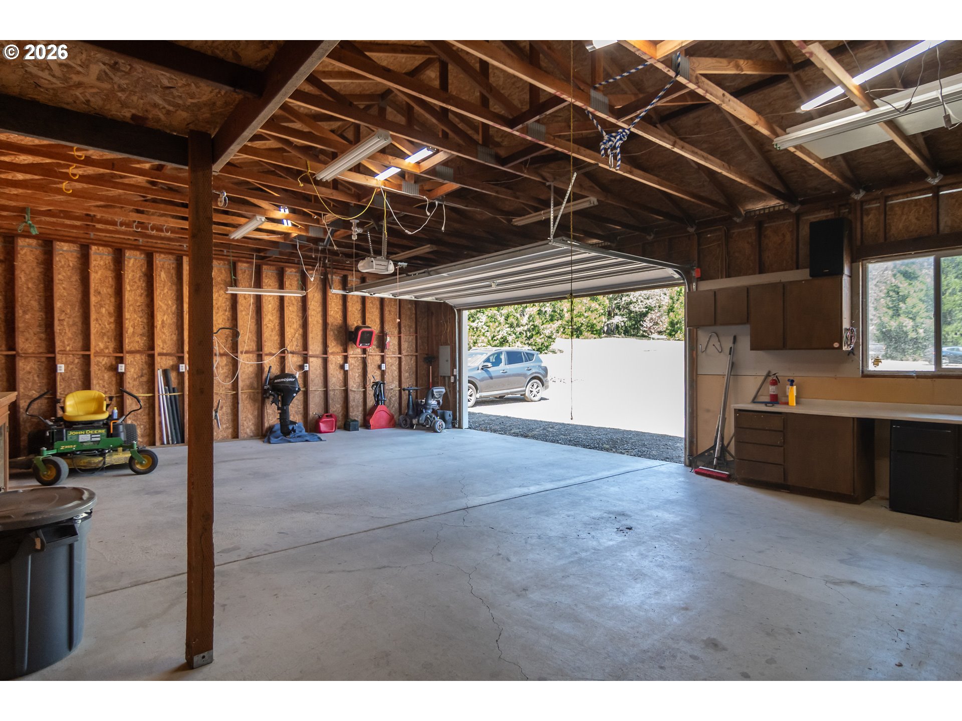 600 BECKER RD