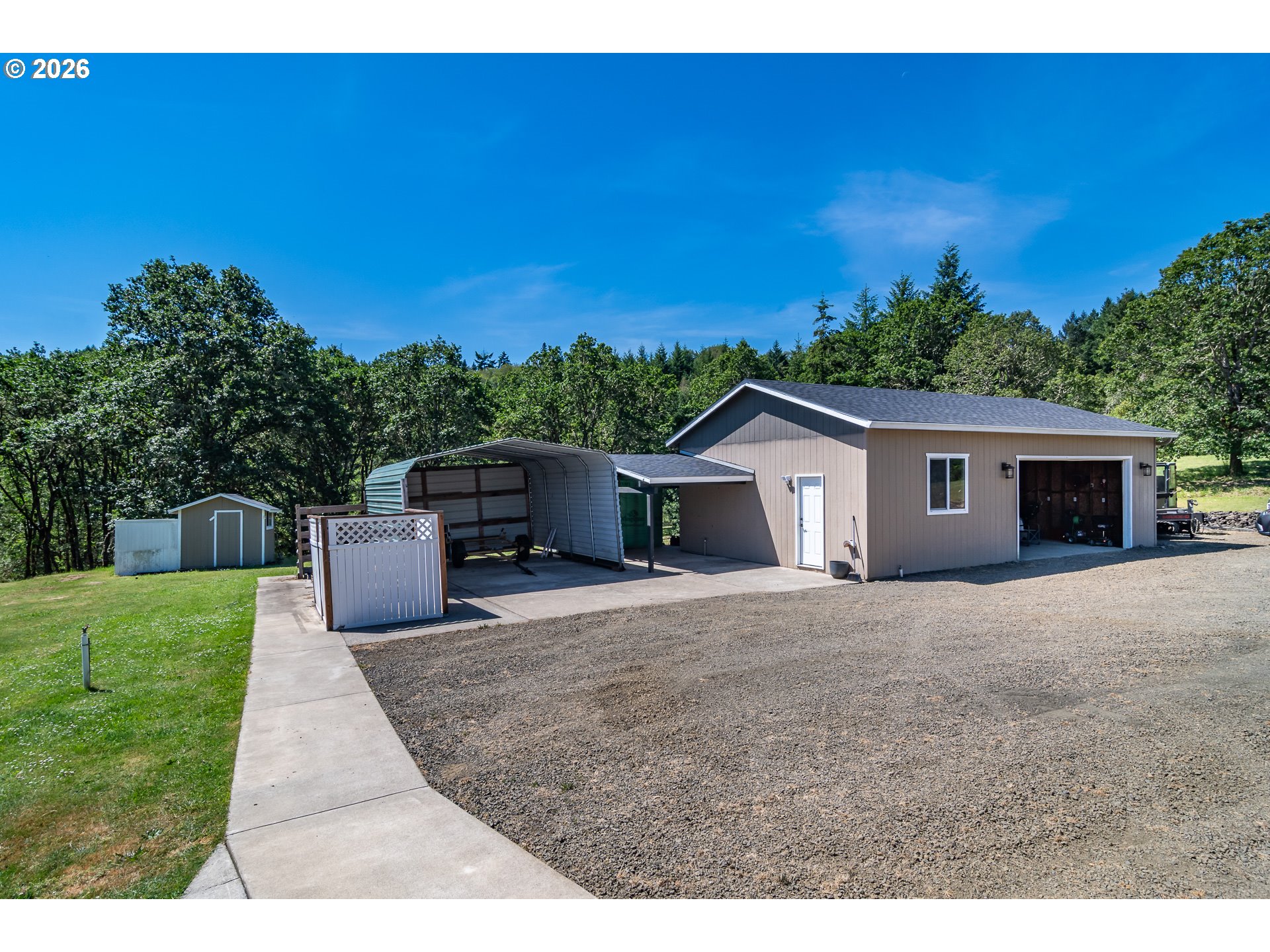 600 BECKER RD