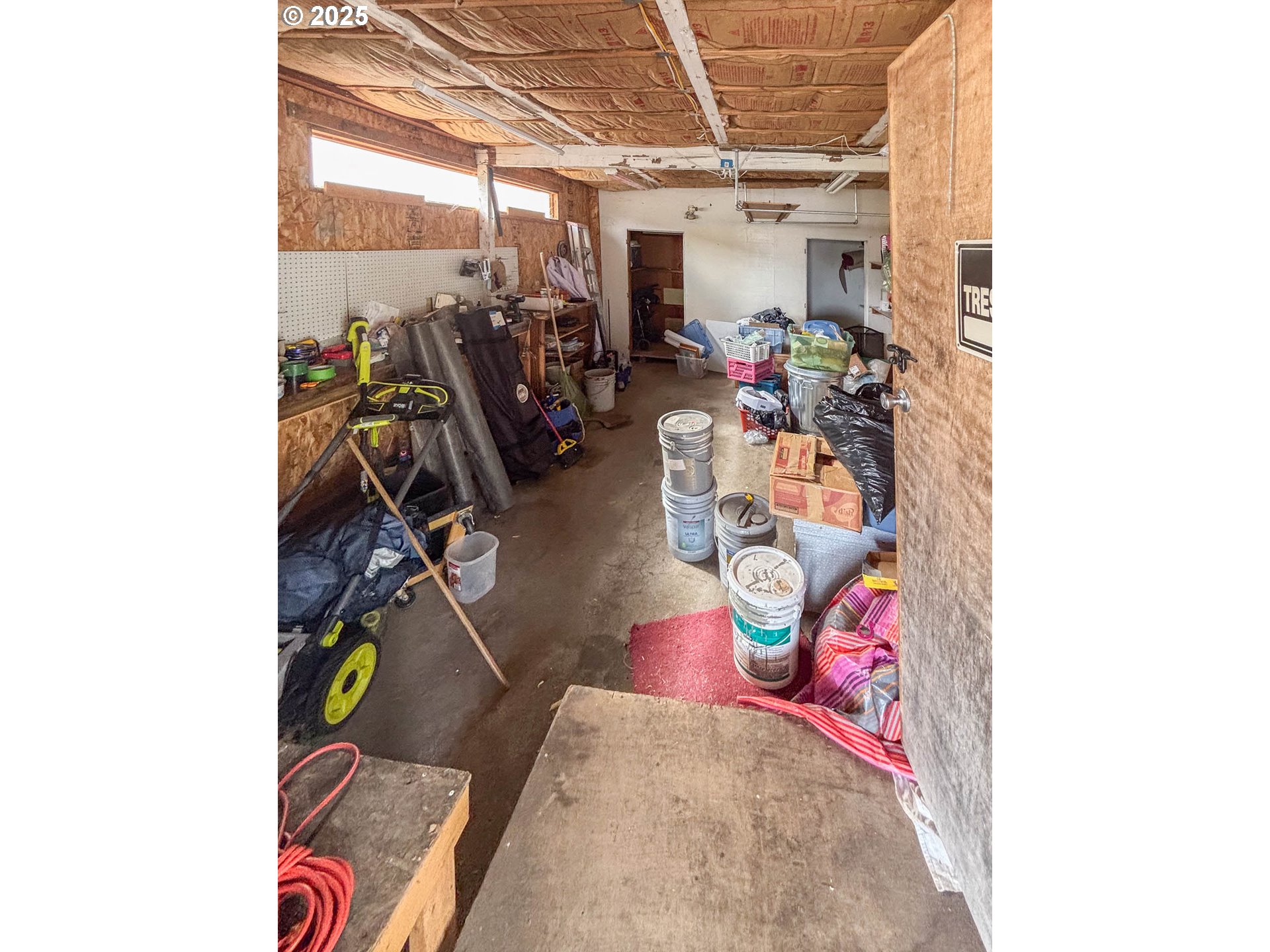 1113 NW PLATEAU DR