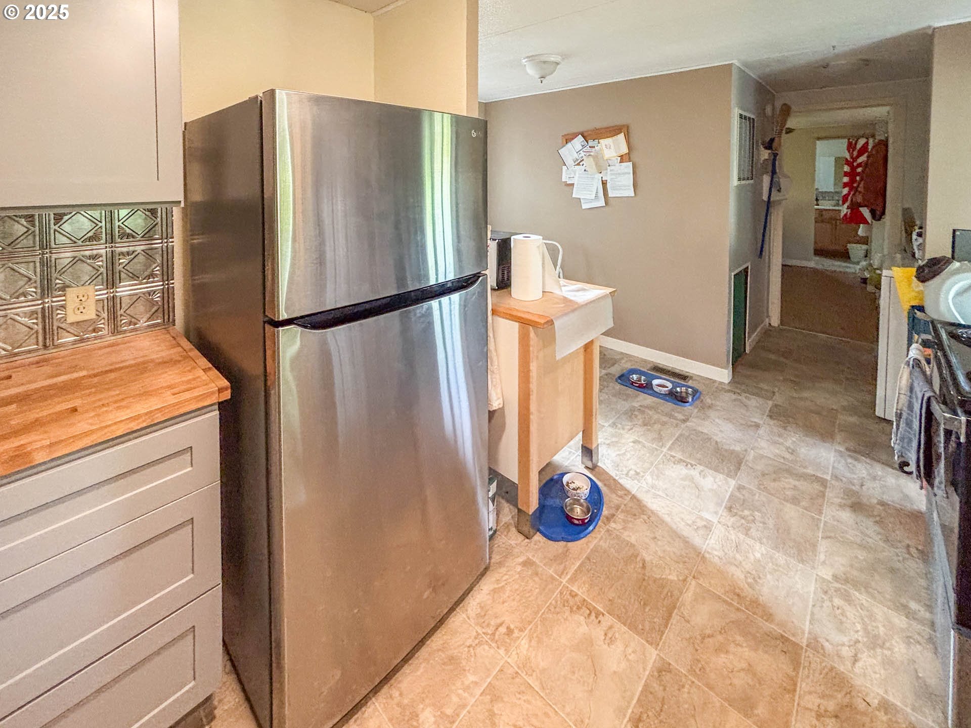 1113 NW PLATEAU DR